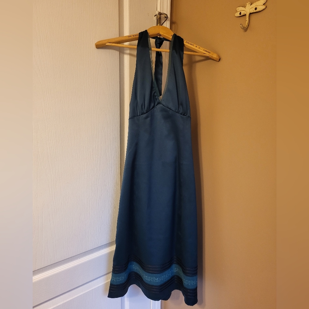 RW & Co. Satin halter midi dress, gauze & ribbon trim. Teal / Forest green. Wm 6